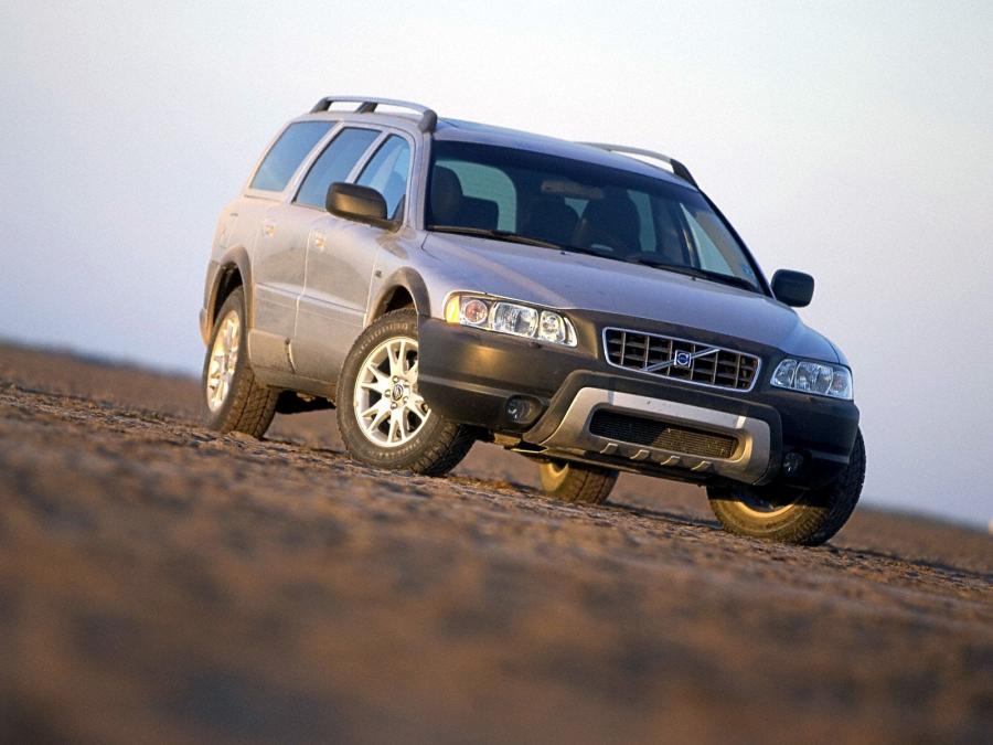  Volvo XC70 2005 года  (US) (фото 3 из 30)